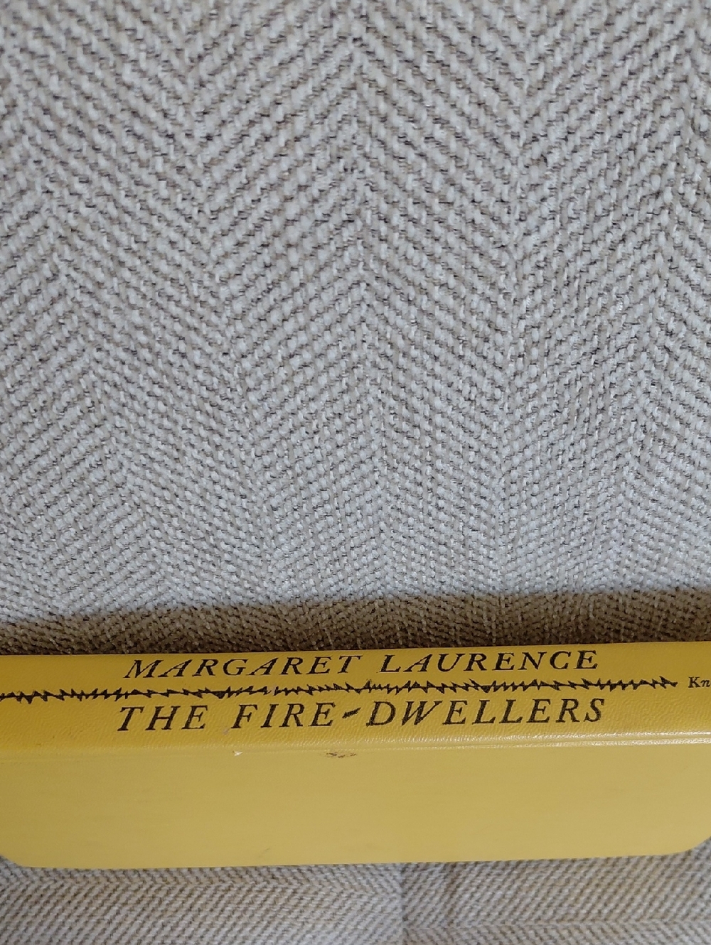 🔴 Margaret Laurence "The Fire-Dwellers" Yellow Hardcover Book